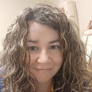 Meet your Posher, Candice